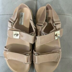 Steve Madden Tan Platform Sandals